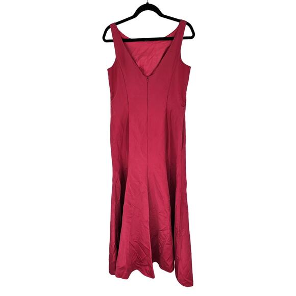 David's Bridal Women's Sleeveless Round Neck Zip Pink Floor Length Dress Size 12 - Picture 3 of 4